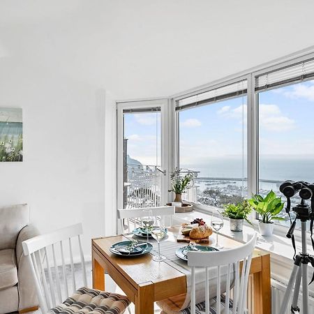 Wellswood Apartment - Sunny Apartment With Stunning Sea Views And Private Balcony Torquay Zewnętrze zdjęcie