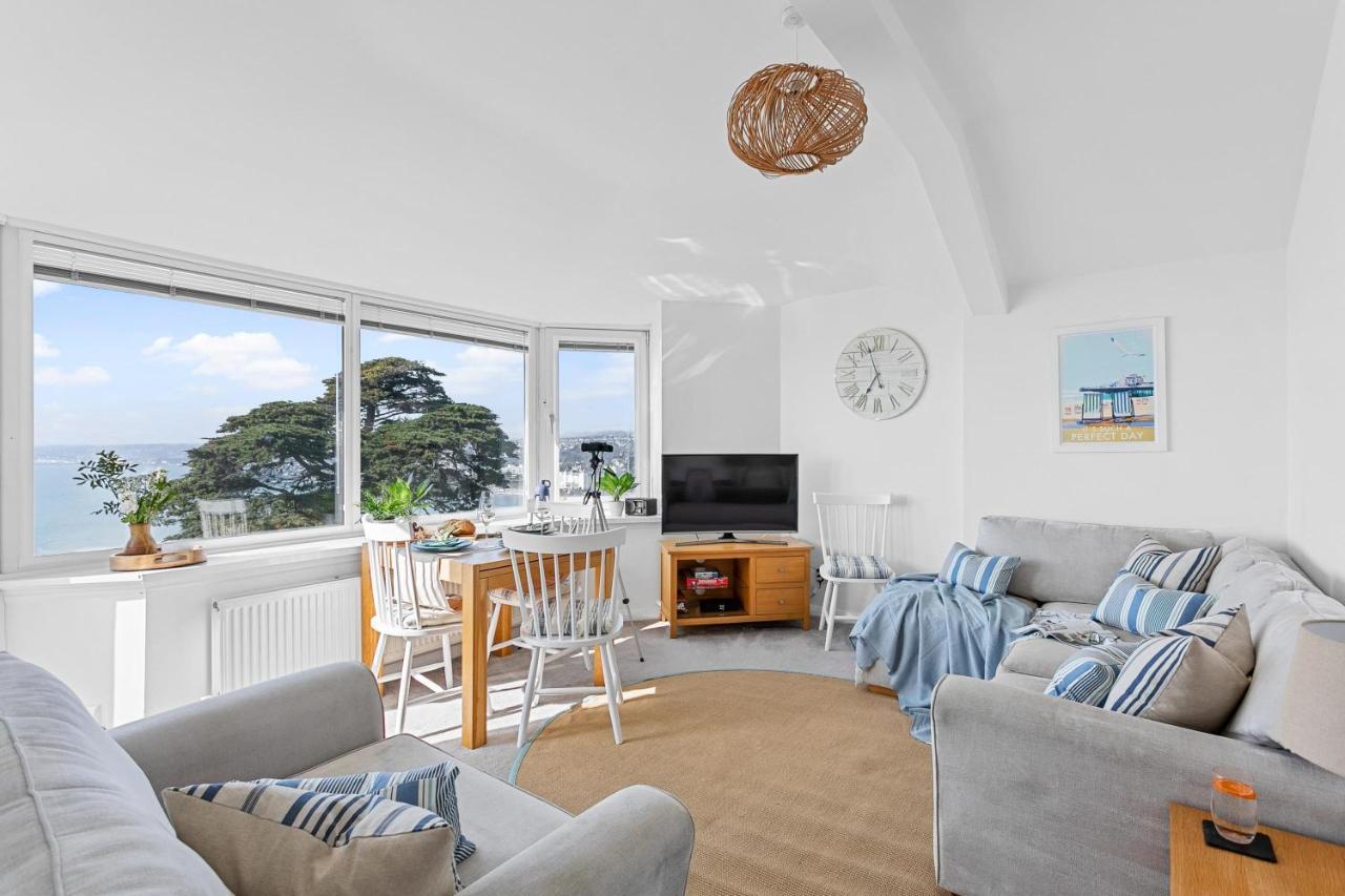 Wellswood Apartment - Sunny Apartment With Stunning Sea Views And Private Balcony Torquay Zewnętrze zdjęcie